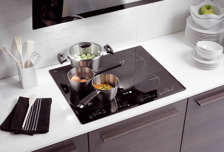 10 lưu ý quan trọng khi sử dụng bếp từ bạn nhất định phải biết